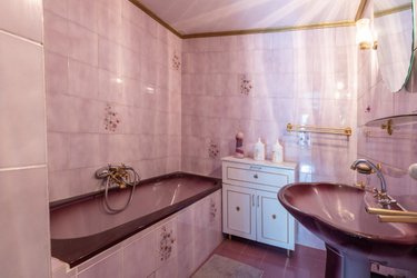 Maison a vendre Challex 01630 Ain 368 m2 8 pièces 550000 euros