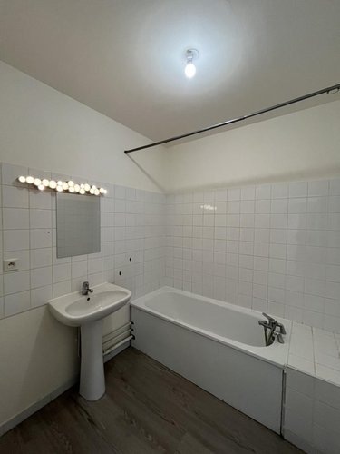 Location appartement Pierrelatte 26700 Drôme 69 m2 3 pièces 688 euros