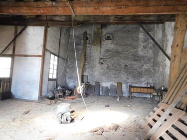 Immeuble a vendre Pont-d'Ain 01160 Ain 138 m2  75500 euros