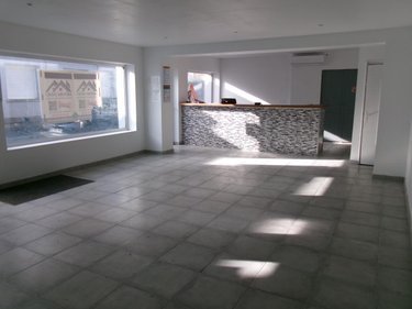 Location fonds et murs commerciaux Haillicourt 62940 Pas-de-Calais 151 m2  1000 euros