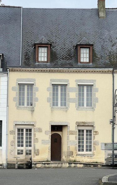 Maison a vendre Beaumont-sur-Sarthe 72170 Sarthe 118 m2 7 pièces 141000 euros