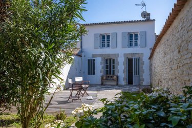 Maison a vendre Saint-Martin-de-Ré 17410 Charente-Maritime 250 m2 8 pièces 2595000 euros