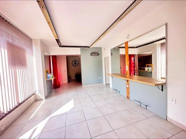 Immeuble a vendre Azay-le-Rideau 37190 Indre-et-Loire 80 m2  167800 euros