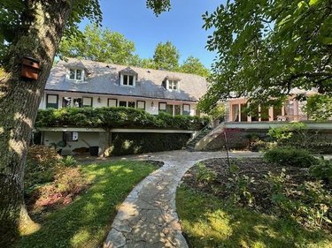 Maison a vendre Avrillé 49240 Maine-et-Loire 242 m2 7 pièces 655000 euros