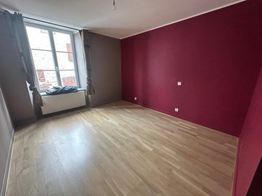 Appartement a vendre Saint-Flour 15100 Cantal 150 m2  190800 euros