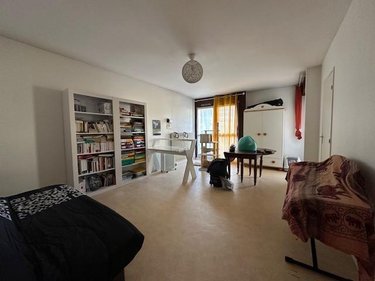 Appartement a vendre Angers 49000 Maine-et-Loire 37 m2 1 pièce 82792 euros