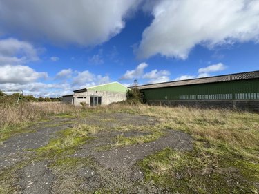Terrains de loisirs bois etangs a vendre Vritz 44540 Loire-Atlantique 46325 m2  96000 euros
