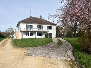 Maison a vendre Saint-Doulchard 18230 Cher 183 m2 9 pièces 364000 euros