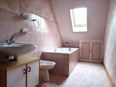Immeuble a vendre Saint-Hilaire-du-Harcouët 50600 Manche 275 m2  364700 euros