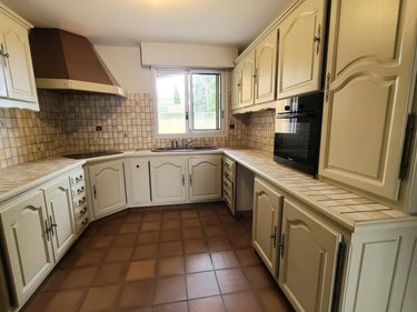 Maison a vendre Pierrelatte 26700 Drôme 252 m2 10 pièces 376200 euros