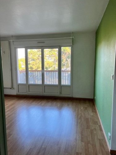 Location appartement Reims 51100 Marne 33 m2 1 pièce 475 euros