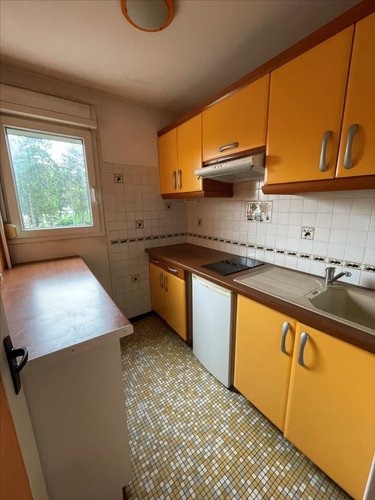 Location appartement Reims 51100 Marne 33 m2 1 pièce 475 euros