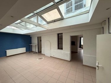Fonds et murs commerciaux a vendre Orbec 14290 Calvados 175 m2  73800 euros