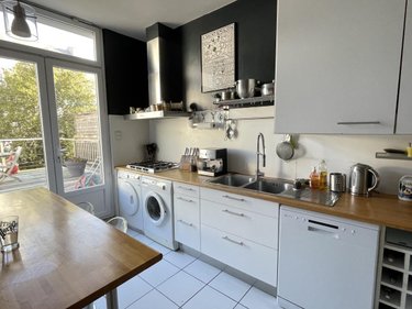 Immeuble a vendre Lorient 56100 Morbihan 383 m2  931000 euros