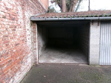 Location garage et parking Béthune 62400 Pas-de-Calais 15 m2  55 euros
