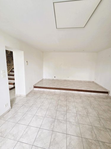 Maison a vendre Château-Gontier-sur-Mayenne 53200 Mayenne 81 m2 4 pièces 121450 euros