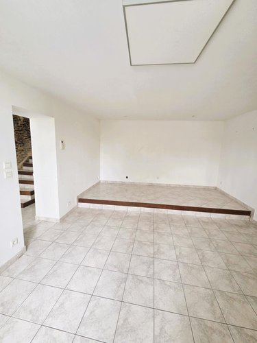 Maison a vendre Château-Gontier-sur-Mayenne 53200 Mayenne 81 m2 4 pièces 142050 euros