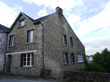 Maison a vendre Guémené-sur-Scorff 56160 Morbihan 128 m2 7 pièces 84850 euros