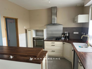 Location maison Valcanville 50760 Manche 94 m2 5 pièces 850 euros