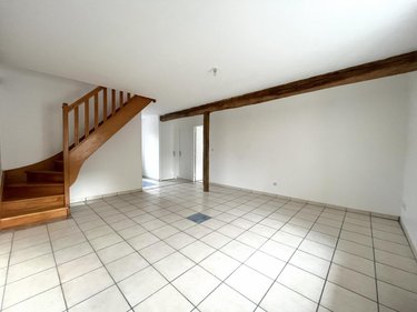 Location appartement Ville-Dommange 51390 Marne 99 m2  800 euros