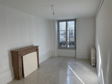 Location appartement Dole 39100 Jura 90 m2 3 pièces 725 euros