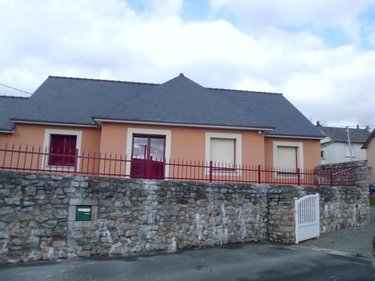 Location maison Évron 53600 Mayenne 89 m2 4 pièces 720 euros