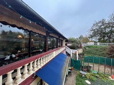 Fonds et murs commerciaux a vendre Mur-sur-Allier 63115 Puy-de-Dôme 480 m2  650000 euros