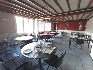 Immeuble a vendre Pont-d'Ouilly 14690 Calvados 523 m2  447550 euros
