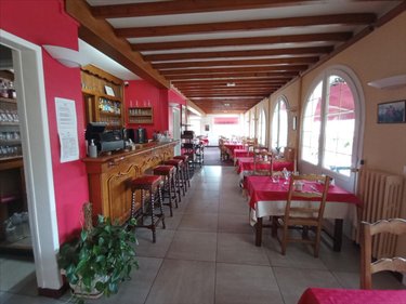 Immeuble a vendre Pont-d'Ouilly 14690 Calvados 523 m2  447550 euros