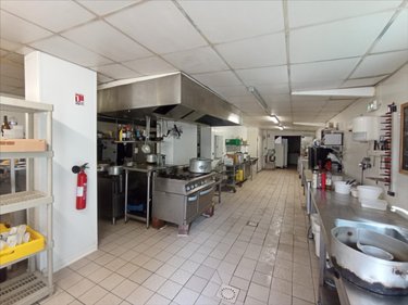 Immeuble a vendre Pont-d'Ouilly 14690 Calvados 523 m2  447550 euros