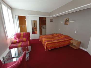 Immeuble a vendre Pont-d'Ouilly 14690 Calvados 523 m2  447550 euros