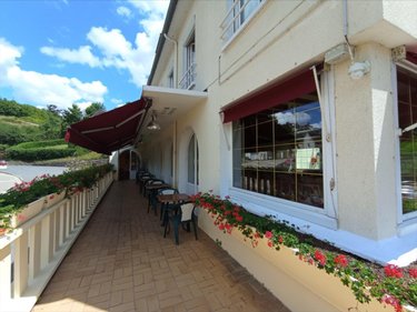 Immeuble a vendre Pont-d'Ouilly 14690 Calvados 523 m2  447550 euros