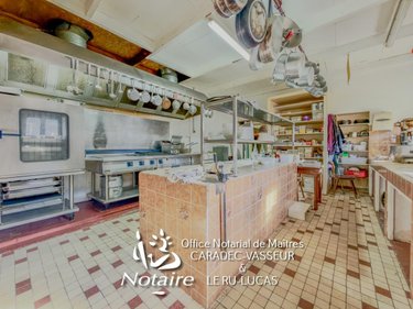 Fonds et murs commerciaux a vendre Commana 29450 Finistère 425 m2  179100 euros