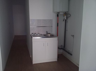 Location fonds et murs commerciaux Orbec 14290 Calvados 56 m2  550 euros