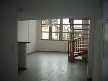 Location appartement Reims 51100 Marne 50 m2 2 pièces 650 euros