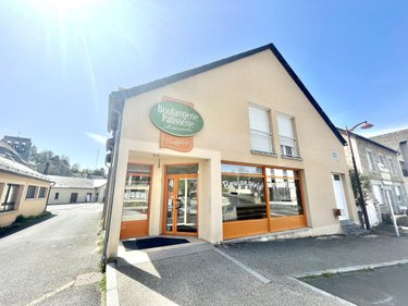 Fonds et murs commerciaux a vendre Fournels 48310 Lozère 327 m2  210000 euros