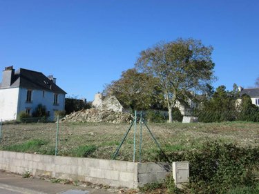 Terrain a batir a vendre Carhaix-Plouguer 29270 Finistère 1341 m2  30389 euros