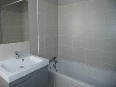 Location appartement Cherbourg-en-Cotentin 50100 Manche 82 m2 3 pièces 725 euros