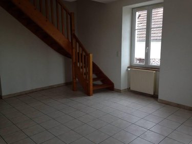 Location appartement Dole 39100 Jura 54 m2 3 pièces 530 euros