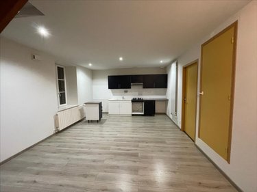 Location appartement Commune non précisée 39 Jura 70 m2 3 pièces 650 euros