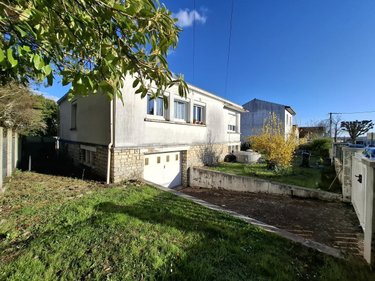 Maison a vendre Saintes 17100 Charente-Maritime 100 m2 4 pièces 141642 euros