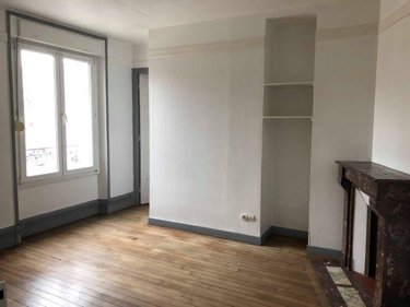 Location appartement Reims 51100 Marne 27 m2 1 pièce 425 euros