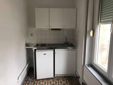 Location appartement Reims 51100 Marne 27 m2 1 pièce 425 euros