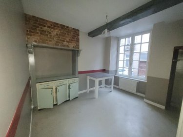 Immeuble a vendre Laval 53000 Mayenne 140 m2  267240 euros