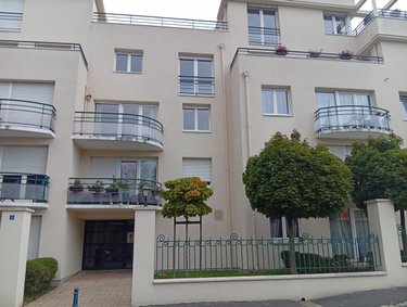 Location appartement Reims 51100 Marne 56 m2 2 pièces 735 euros