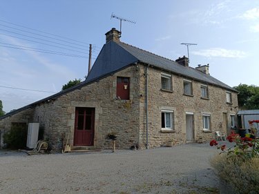 Location maison Saint-Gilles-du-Mené 22330 Côtes-d'Armor 106 m2  915 euros