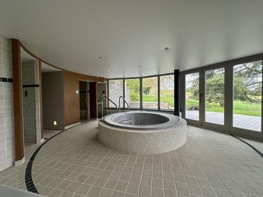 Maison a vendre Blaison-Saint-Sulpice 49320 Maine-et-Loire 400 m2 10 pièces 1388600 euros