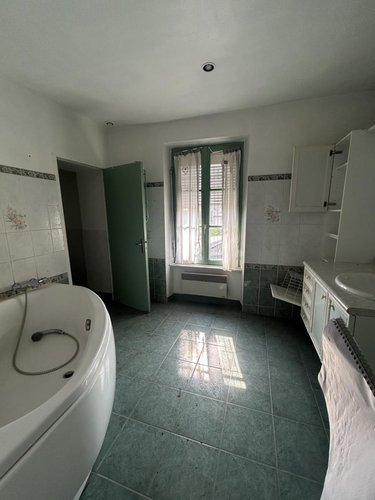 Immeuble a vendre Flers 61100 Orne 300 m2  79500 euros