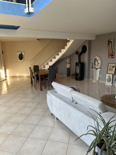 Maison a vendre Damery 51480 Marne 177 m2 8 pièces 381600 euros