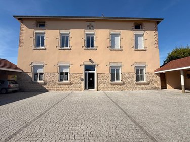 Location appartement Confrançon 01310 Ain 67 m2 3 pièces 780 euros